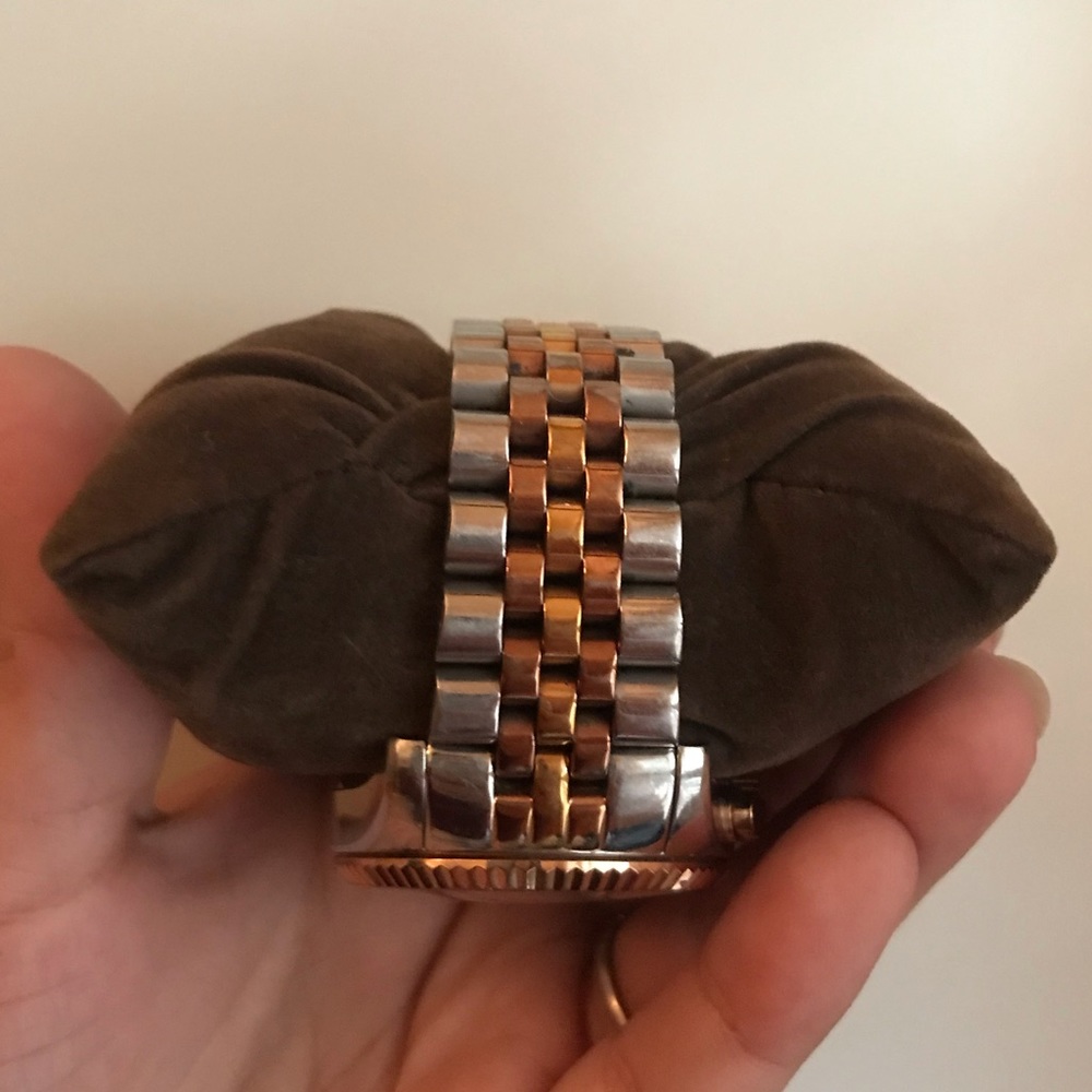 Michael Kors Watch - Picture 4 of 4